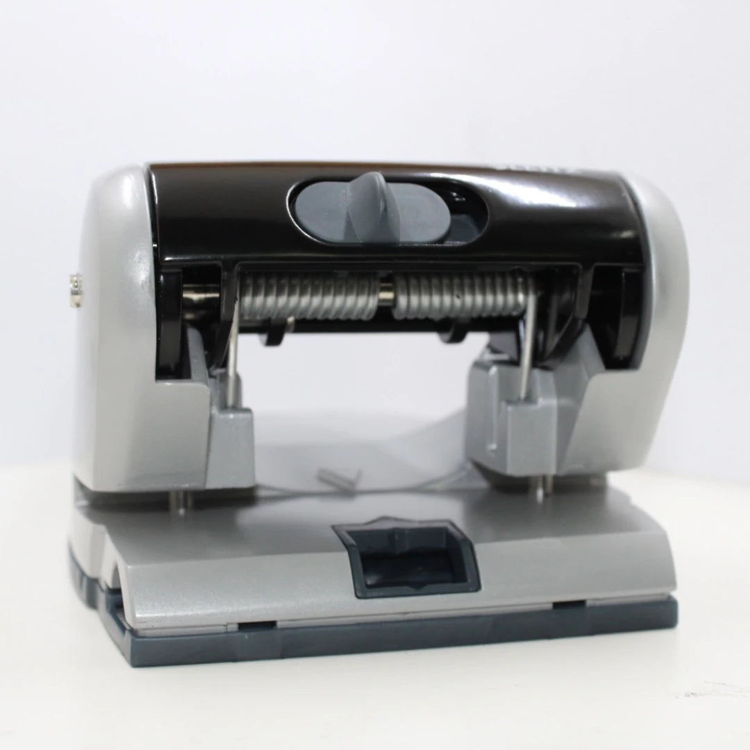 Furador de Uso Intensivo, 2 Furos, 65 Folhas, Cinza e Preto - Leitz 5180